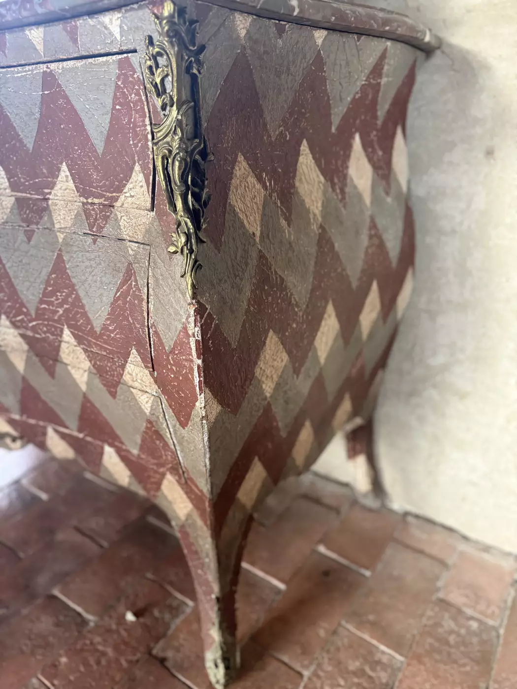 commode tombeau Louis XV — photo 3