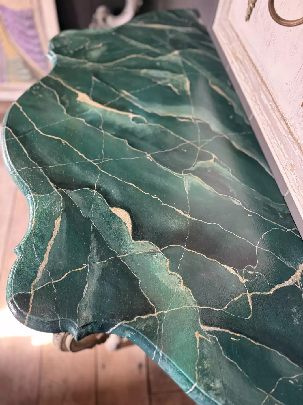 console — photo 7